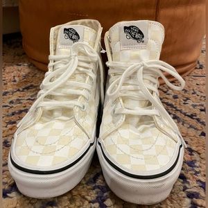 New Vans Filmore high tops size 7